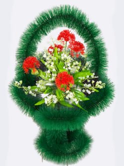 Ритуальная корзина из искусственных цветов "ажурная с тюльпанами"